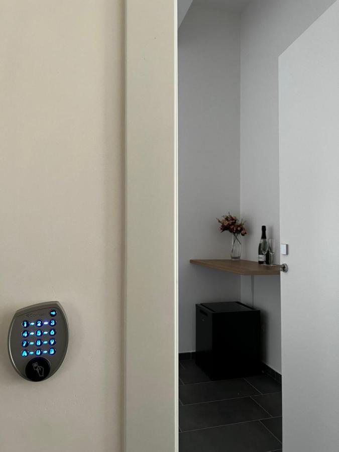 Habitat Luxury Suites Белона Екстериор снимка