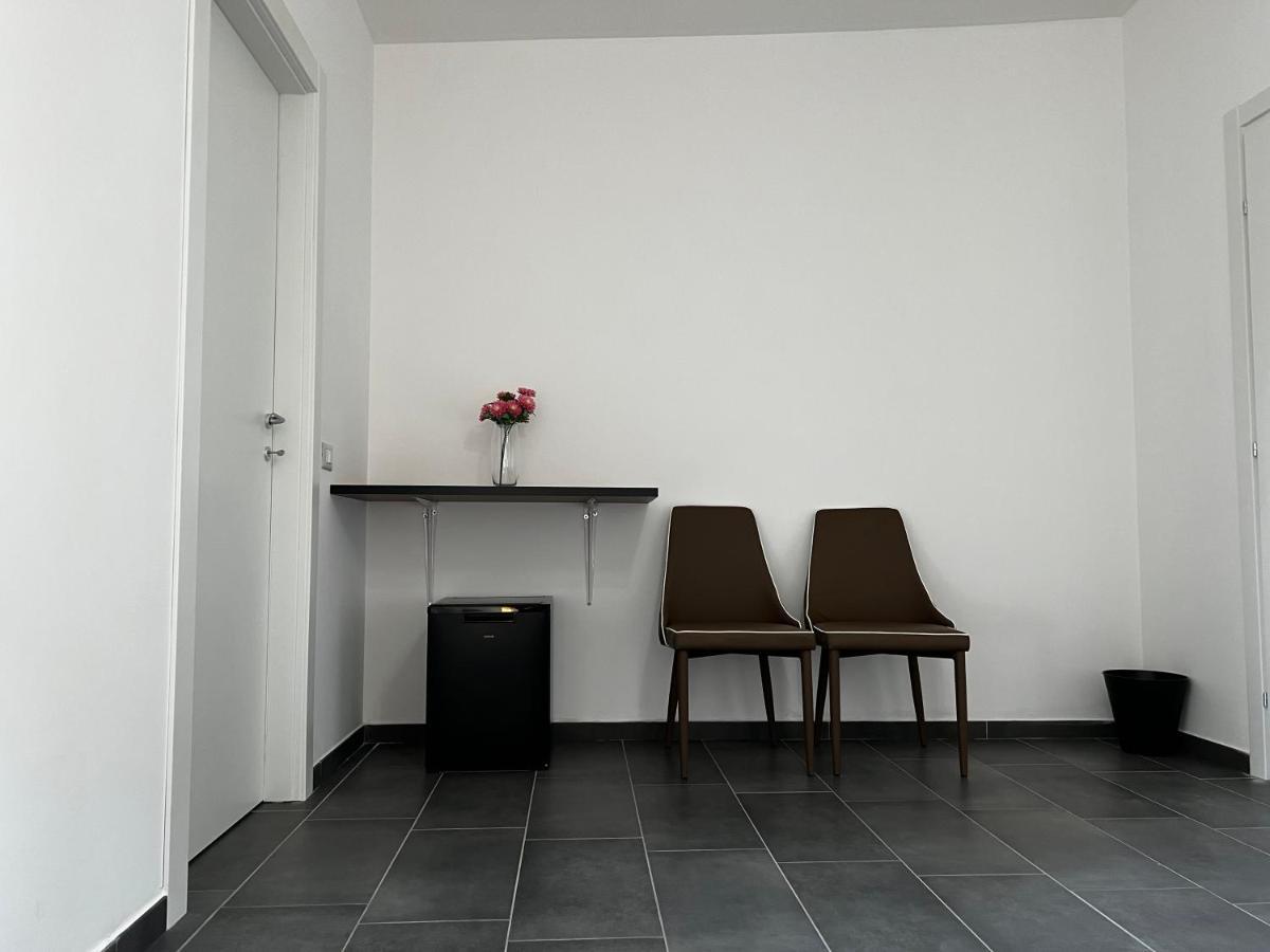 Habitat Luxury Suites Белона Екстериор снимка