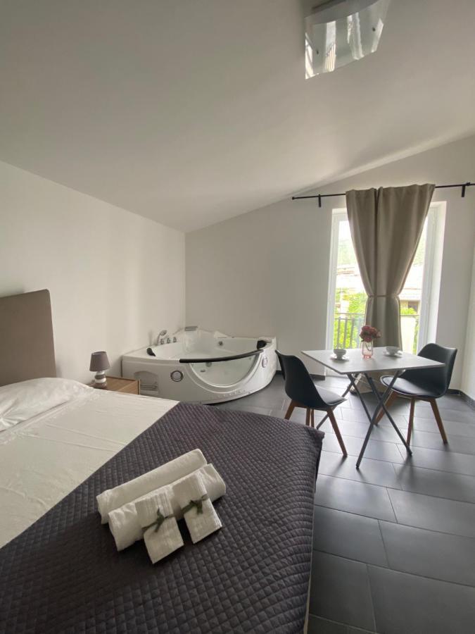 Habitat Luxury Suites Белона Екстериор снимка