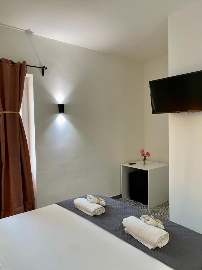 Habitat Luxury Suites Белона Екстериор снимка