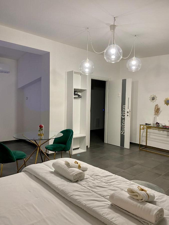 Habitat Luxury Suites Белона Екстериор снимка