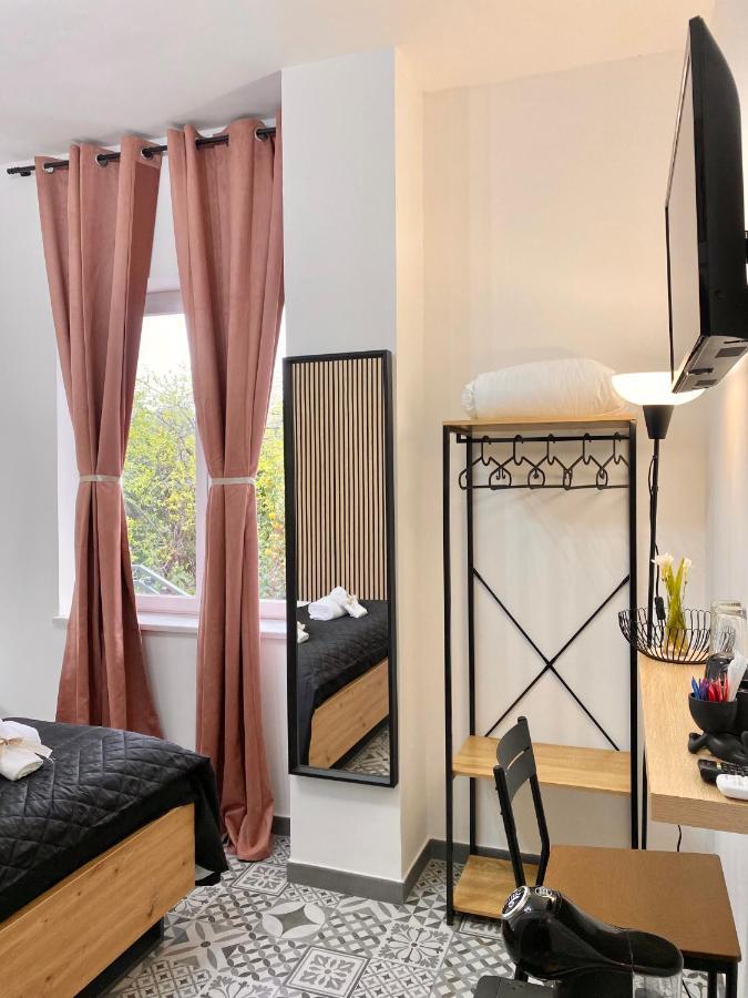 Habitat Luxury Suites Белона Екстериор снимка