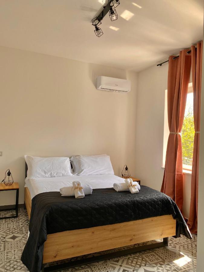 Habitat Luxury Suites Белона Екстериор снимка