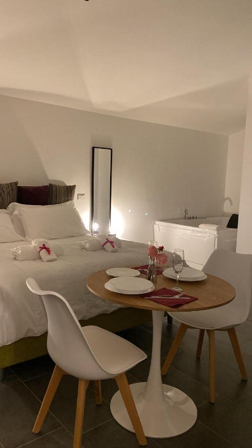 Habitat Luxury Suites Белона Екстериор снимка